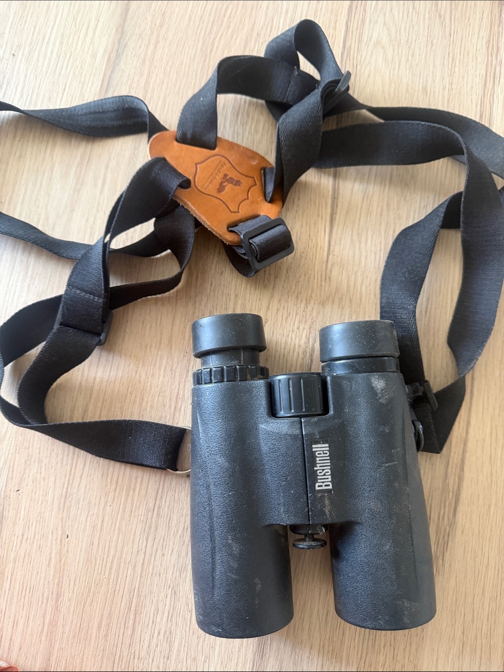 Bushnell Black Compact Binoculars with Neck Strap and Leather Connector